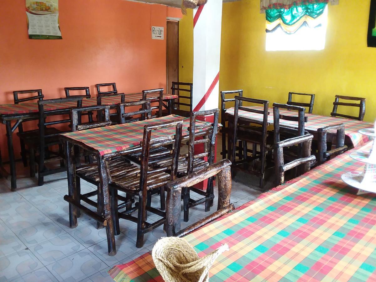 Nine Miles Cultural Hangouts And Tours Stepney Экстерьер фото